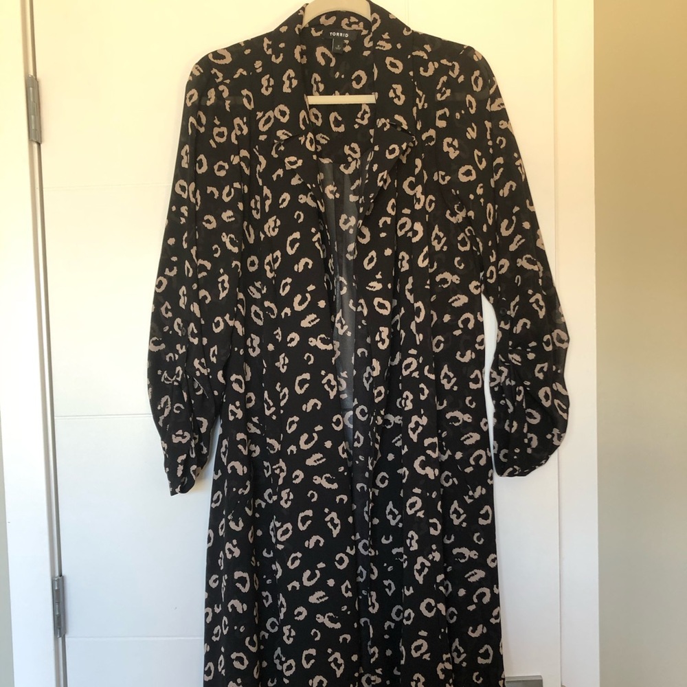 Light, Sheer, Leopard Print Duster - image 1